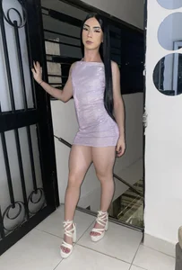 leonie_saanvi_: About me❤️ ( 6 фото)