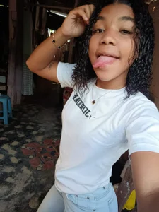 DoublePleasureX_ Vicky 😈🍒 Immagine  2