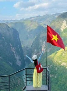 Emma_2603Public图片