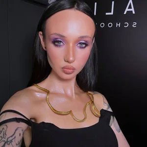 Amelia__Bell Public  4. fénykép