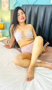 Miaatorres_ Public รูป  5