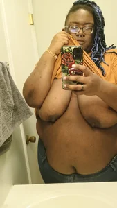 FriskyBismuthXXX Big Soft Titties 🖤 Pic 2