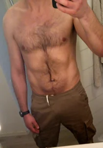 TheHornyVikingのPublicの 3枚の写真