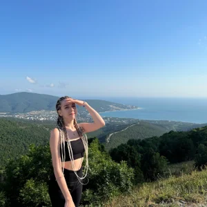 monika_k I love the sea and the mountains Pic 2