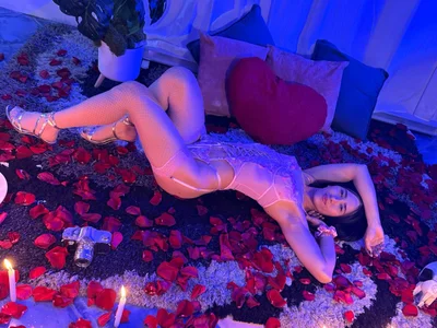 Zdjęcia FernandaBrown__ A Date With Me🍷: 