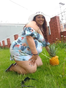 Keyla01_ KEYLA TARDE DE SOL Poză 4