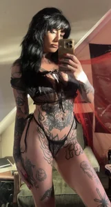 heavymetalvixen 💗 Pic 7