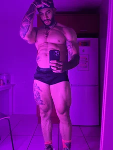 Chill at home od iamjackc_  6 snímek