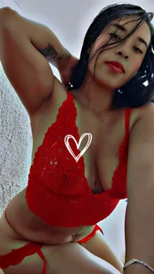 Mañana de rojito🤤🤤 de Valenn_fernandez  photos