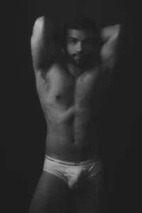 MarkHazze Black & White Immagine  4