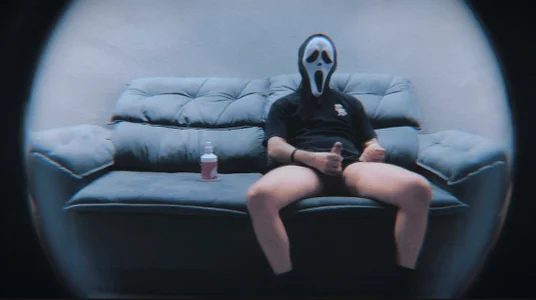 ospecadosdojacob Ghostface solo no sofá 🔪💦 - (Ghostface Couch Solo 🔪💦) - {count, plural, one {תמונה אחת} two {שתי תמונות} many {# תמונות} other {# תמונות}}