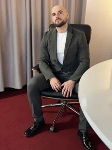 AdamJamesonnのPublicの 6枚の写真