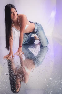 KataAndJordy Mirror Session ۝ Pic 5