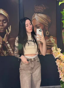 Curious_Lily Public Foto 4