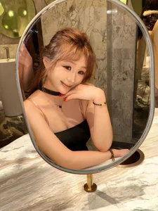 VV de LOVE-018 Foto 2