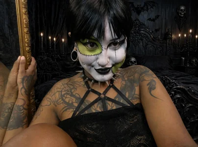 PsychxLane HALLOWEEN COME HERE Pic