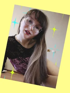 KiraGoldens: Hot girl💕 ( 3 фото)