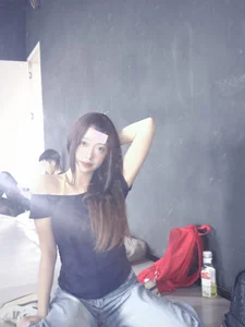 YY-1-1-1 Public Pic 2