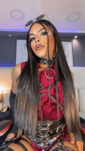 Nella_Simons Public slika 3