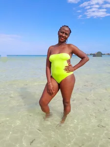 Zdjęcia hornyqueen93 Public:  5