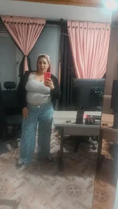 alexia_squirt25 I am an perfection in the right eyes Bilde 3