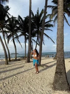 SussieRogers Summer time! ☀️ Sun-kissed skin Foto 5