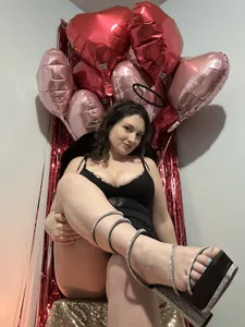 Emily33333 Valentines day photos Pic 4