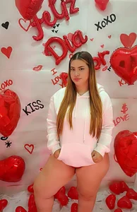 Aslhyn_Gomez Valentine's Day happy Immagine  3