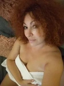 Public od VikiMilfforYou  2 snímek