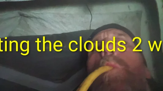 boiwhore0 My boi pussy blowing clouds and he lives smoking in private chat slika
