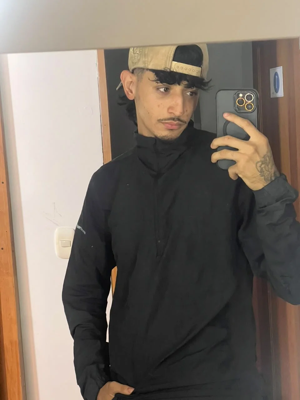 Трендове зображення  3705 SKINNY_BOSS