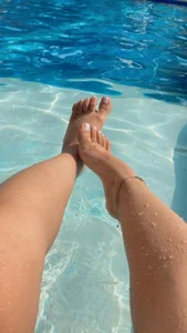 adriannyp_1 kullanıcısının pool day albümü -  3 fotoğraf