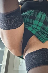 BellaVelvetNoir sexy little Pic 3