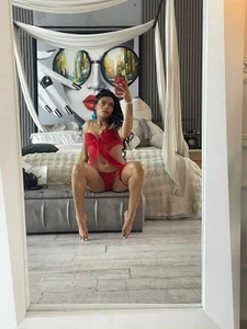 EmmaEbony_ I love this photos Pic 3