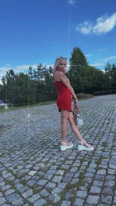 red dress de SunGoddess666  4 Imagens