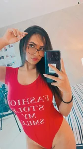 EmilyOfarrel's my favorite color is red Sex Photo 1