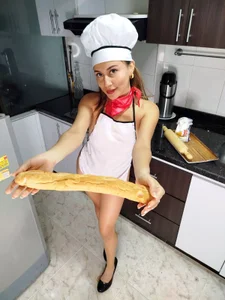 HannaPretthy 👩‍🍳 mass your cock in me🥵 Immagine  5
