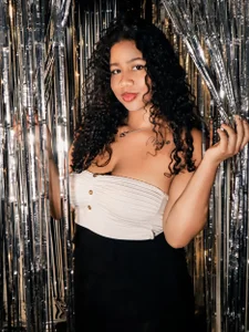 Happy new years 2025 💥✨💄🎉❤💘 de Sofi_Fox_  4 Imagens