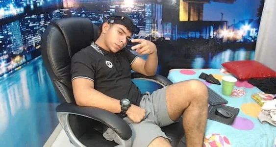 Javier_Hot27_ Public Poză