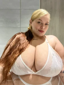 Angiegranados Public Kuva