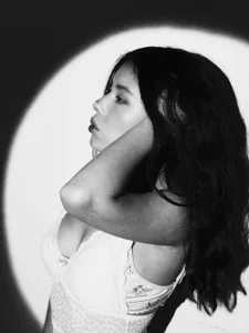 Alice_evans_lov Delight of lights Pic 3