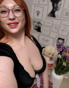 Odeliya_Gold Public Pic 9