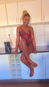 blackrose001 Hello daddies 😘 Foto 5