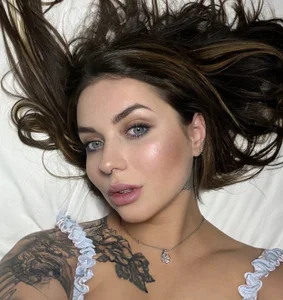 Sexy photo shoot od JuliaGraceOF  snímek