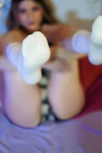 LissaDupont 🥵ENJOY MY WARM FEET🤤 รูป 