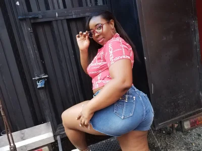 CaseyMoon Happy Pic 3