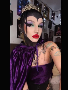 Evul Queen de MoonAgnes  3 Imagens