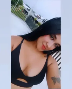 Melody_mins Public  4টি ফটো