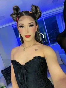 Emma de Emmaagomez_ Foto