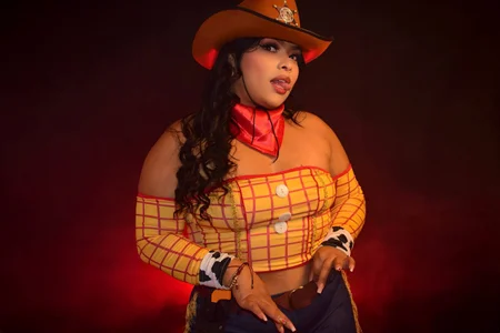 Daisy_Price Good Wild West!! 🤠🎃👻 Happy Halloween Hình